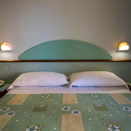 Hotel Gli Ulivi Soverato Marina Room photo